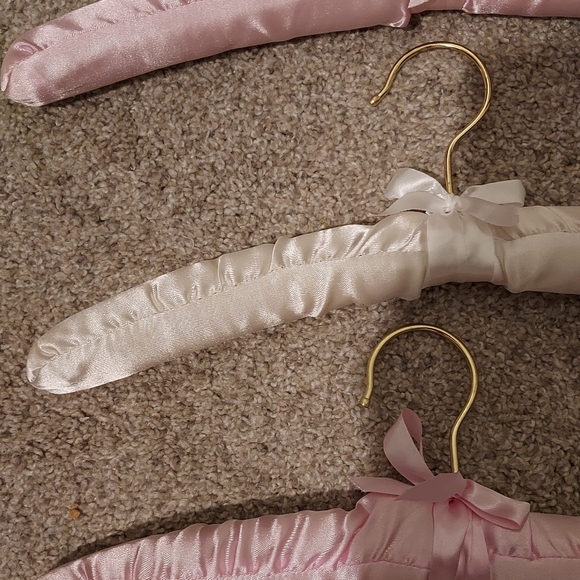 Vintage Satin Padded Lingerie Intimates Hangers Pink Blue Ivory Set Of 4 - Picture 3 of 8